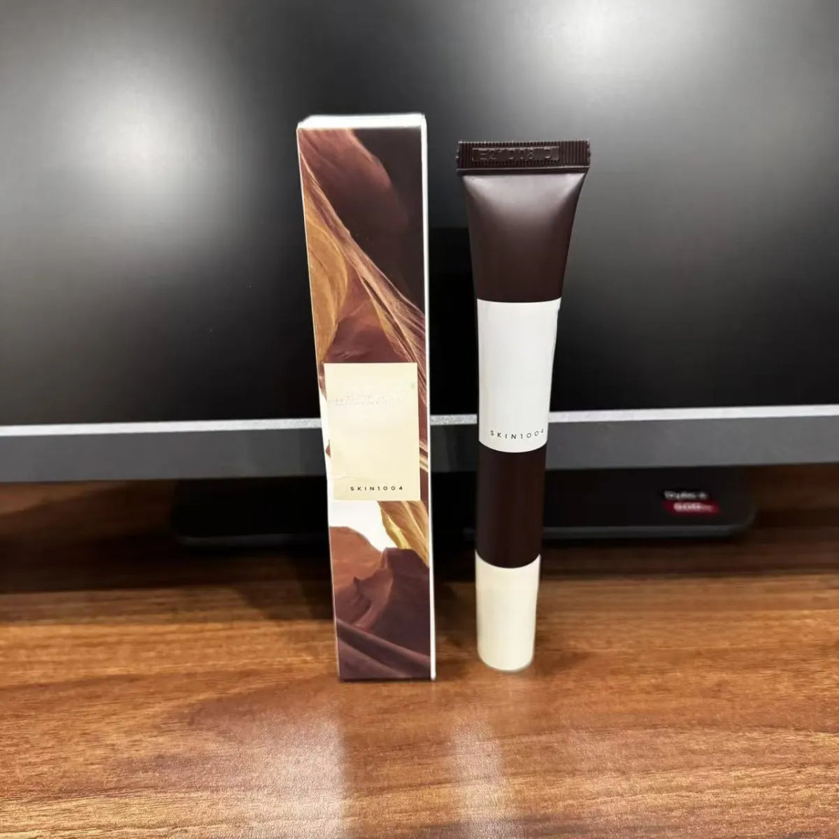 1004 Probiotic eye cream