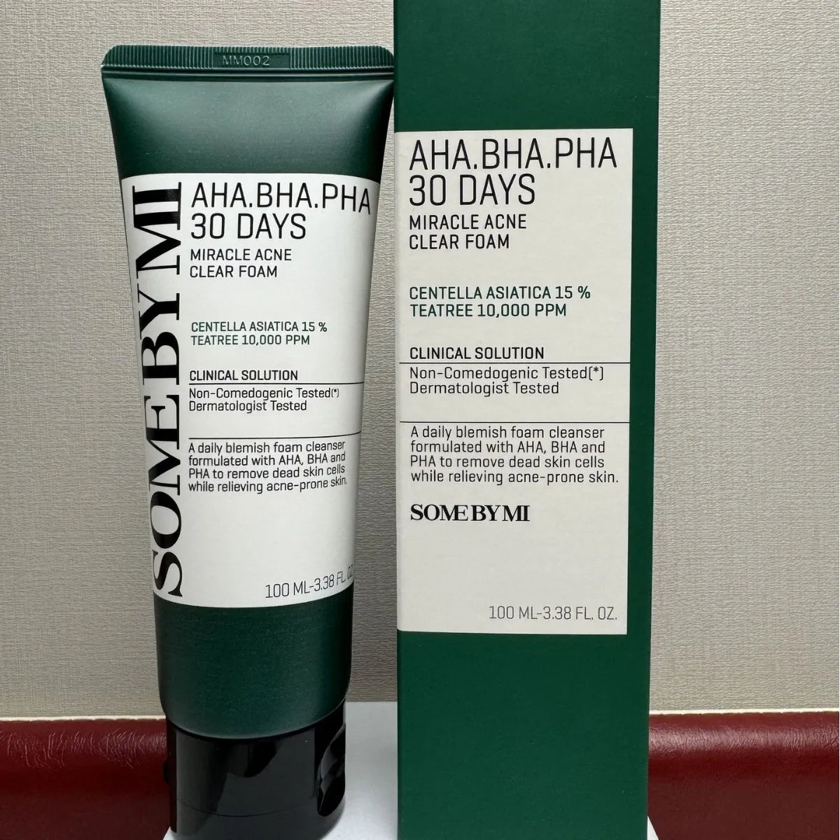 Tea tree facial cleanser 100ml