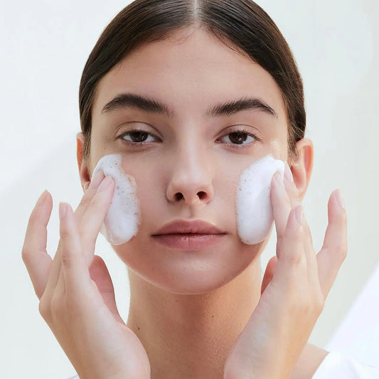 1004 Facial cleanser white